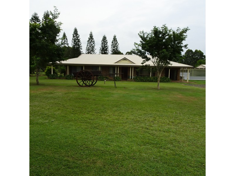 15 GREEN VALLEY COURT, North Isis QLD 4660