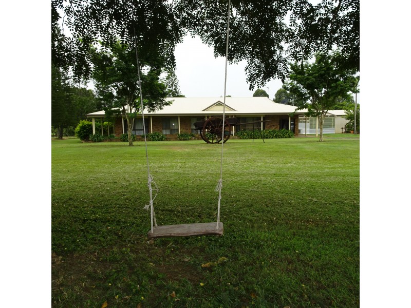 15 GREEN VALLEY COURT, North Isis QLD 4660