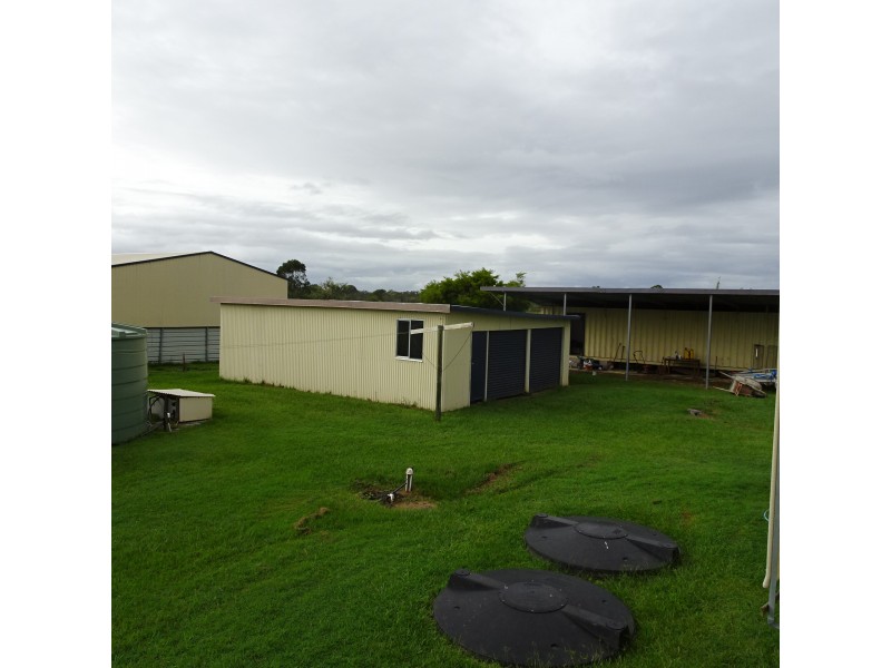 7 RIVER ROAD, Buxton QLD 4660