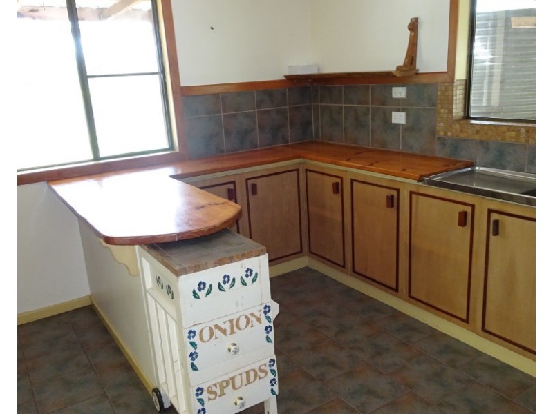 265 Gentle Annie Road, Apple Tree Creek QLD 4660