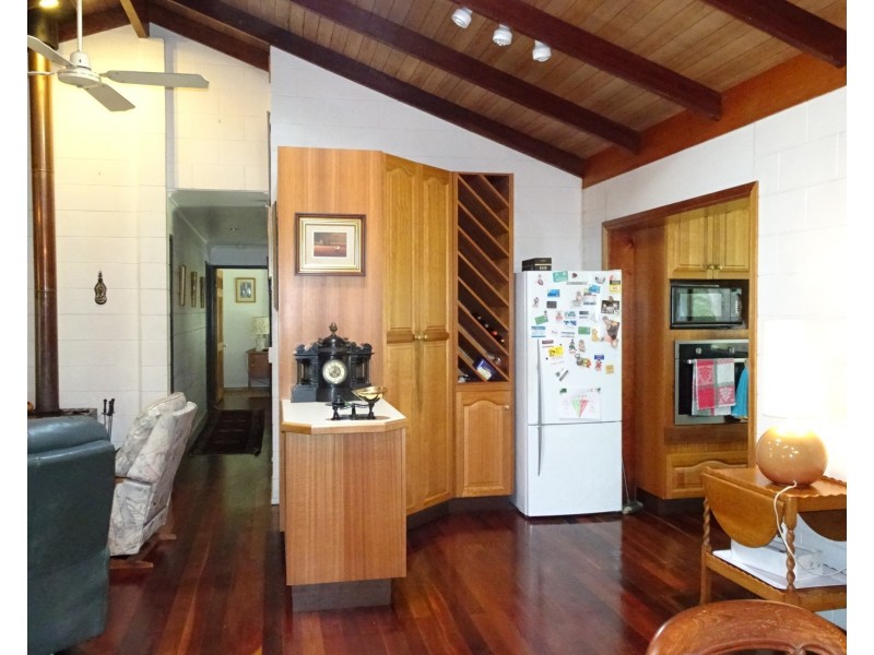 188 AERODROME ROAD, South Isis QLD 4660