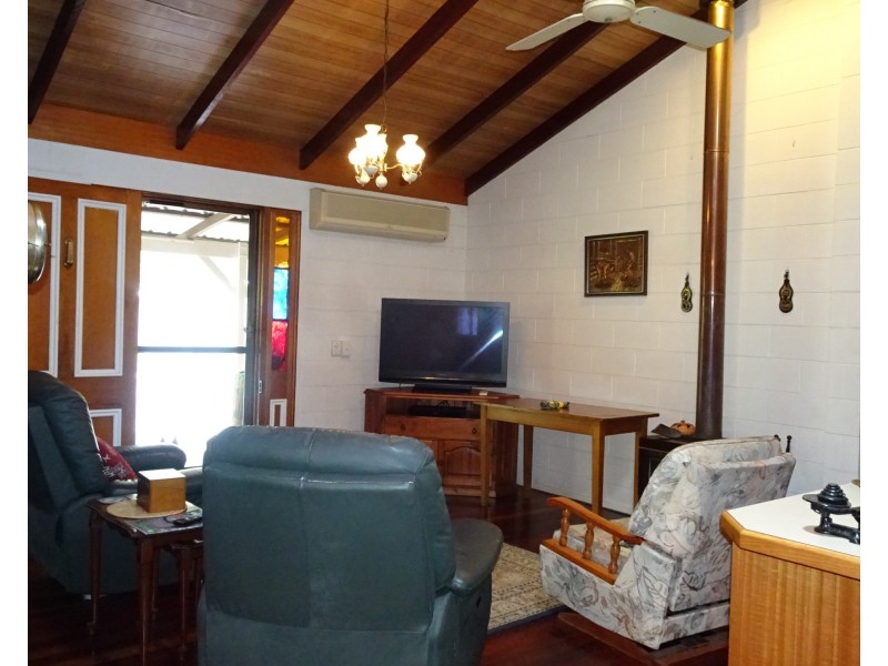 188 AERODROME ROAD, South Isis QLD 4660