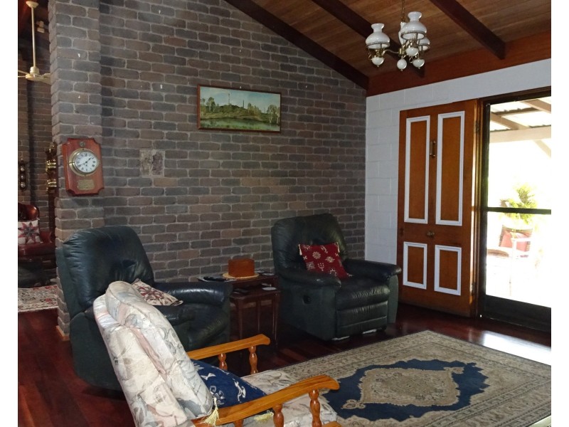 188 AERODROME ROAD, South Isis QLD 4660