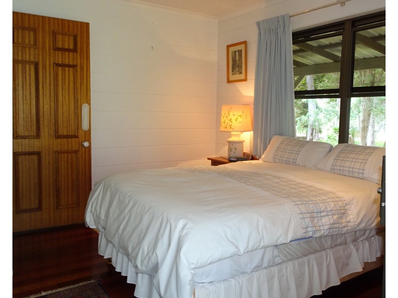 188 AERODROME ROAD, South Isis QLD 4660