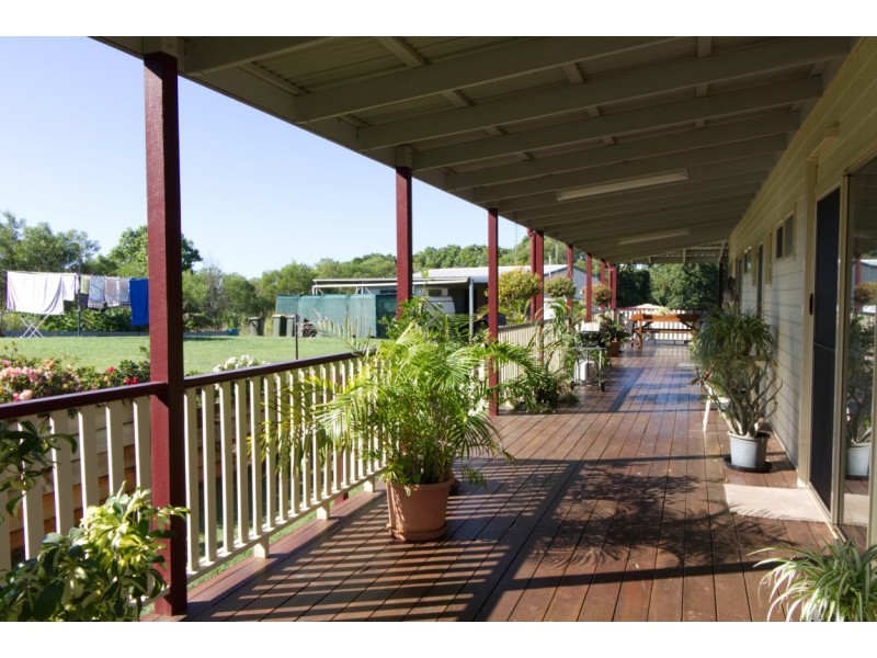 111 RAINBOWS ROAD, SOUTH ISIS, Childers QLD 4660
