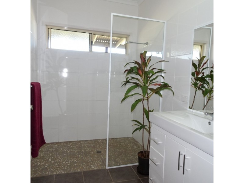 111 RAINBOWS ROAD, SOUTH ISIS, Childers QLD 4660