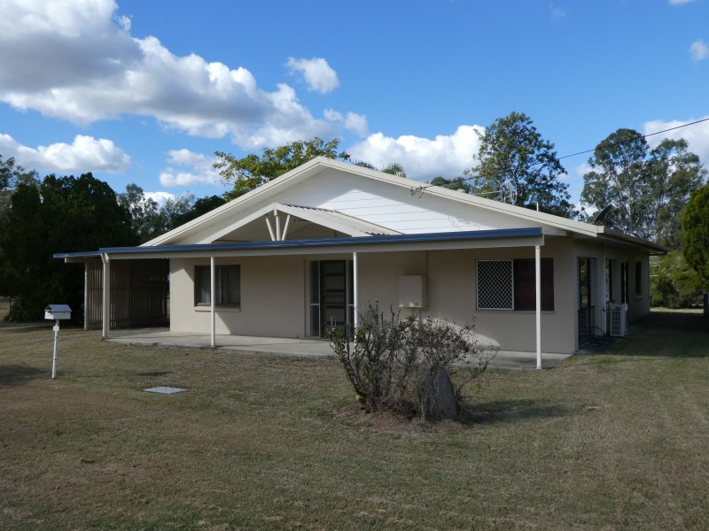 17 ELIZABETH STREET, Biggenden QLD 4621