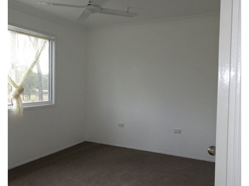 29 QUEEN STREET, Dallarnil QLD 4621