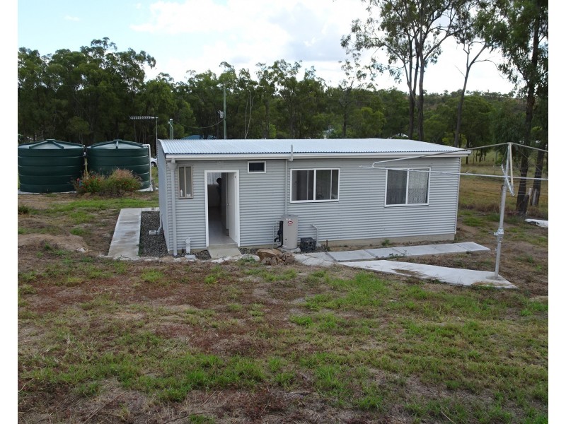 29 QUEEN STREET, Dallarnil QLD 4621