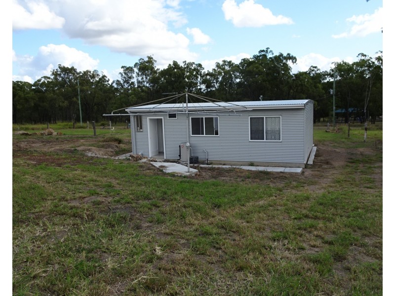 29 QUEEN STREET, Dallarnil QLD 4621