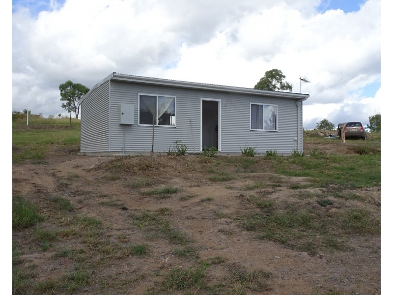 29 QUEEN STREET, Dallarnil QLD 4621