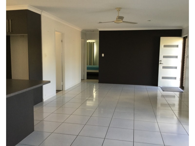 18 Noakes Street, Childers QLD 4660