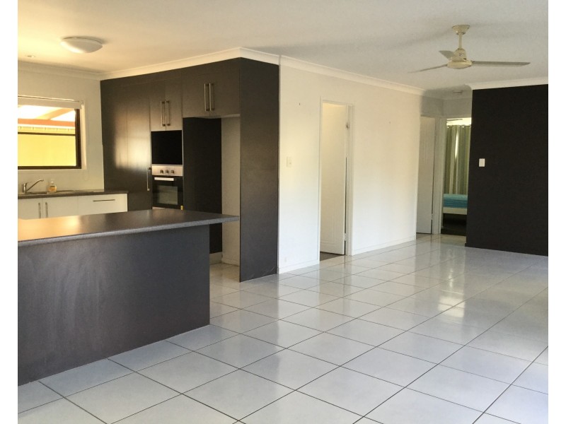 18 Noakes Street, Childers QLD 4660