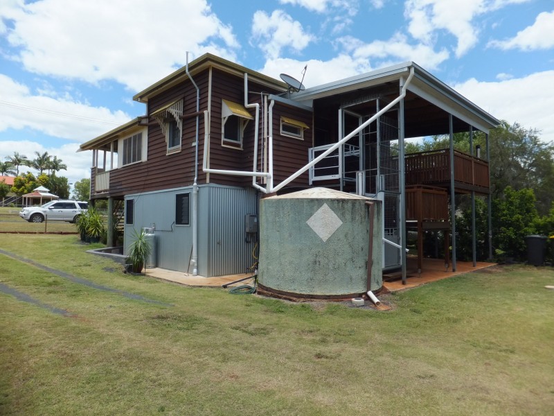 21 HINKLER STREET, Childers QLD 4660