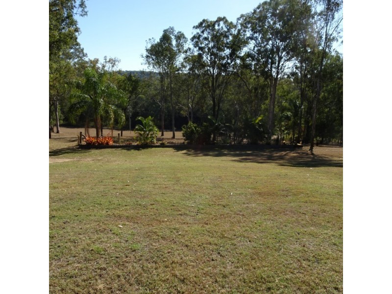 30 DUGUID ROAD, Apple Tree Creek QLD 4660
