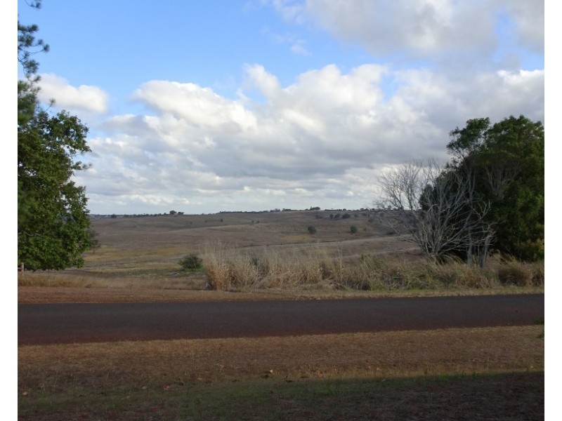 92 LYNWOOD ROAD, North Isis QLD 4660
