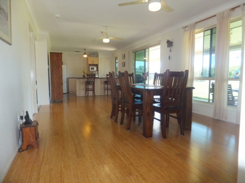 10 RHYTHM RISE, Redridge QLD 4660