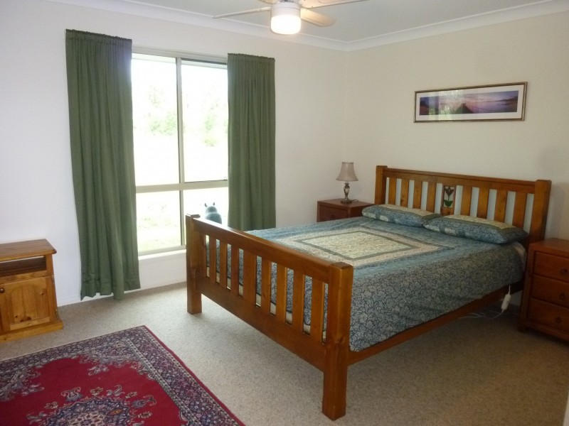 10 RHYTHM RISE, Redridge QLD 4660