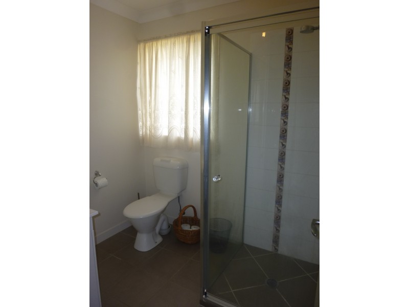 10 RHYTHM RISE, Redridge QLD 4660