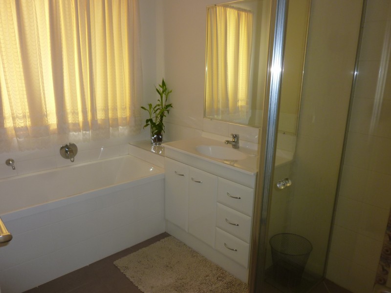 10 RHYTHM RISE, Redridge QLD 4660