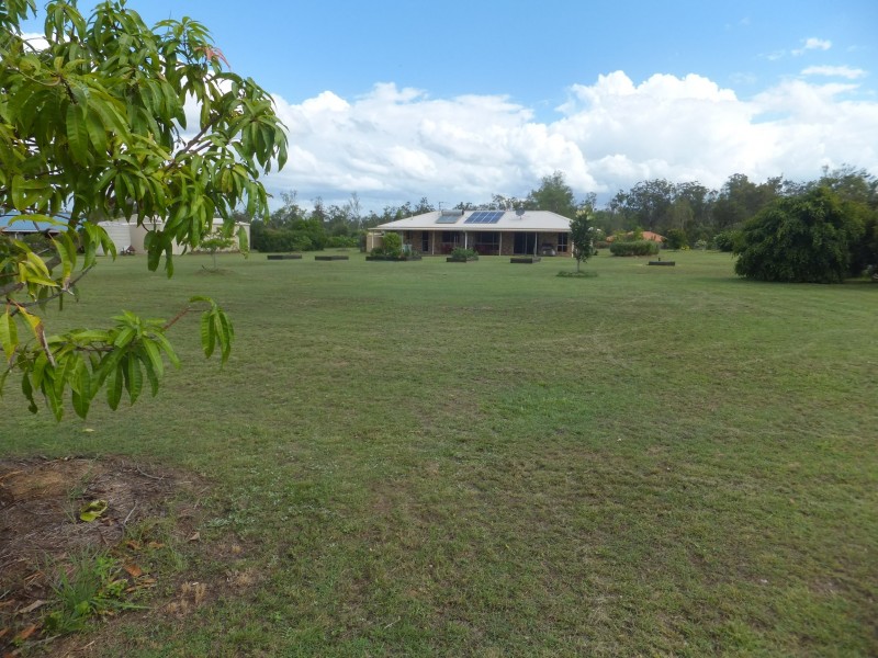 10 RHYTHM RISE, Redridge QLD 4660