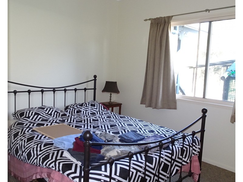 28 POWERS STREET, Buxton QLD 4660