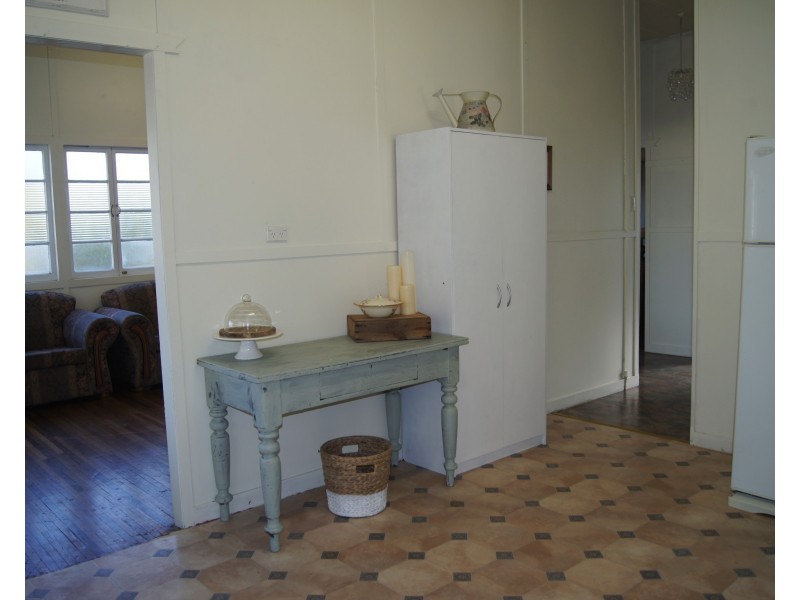 7-9 Old Maryborough Road, Gayndah QLD 4625