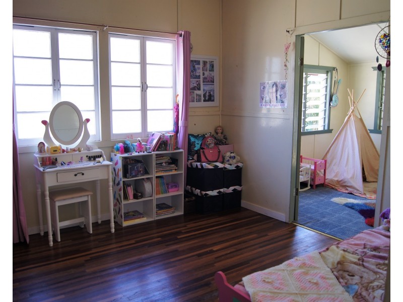 7-9 Old Maryborough Road, Gayndah QLD 4625