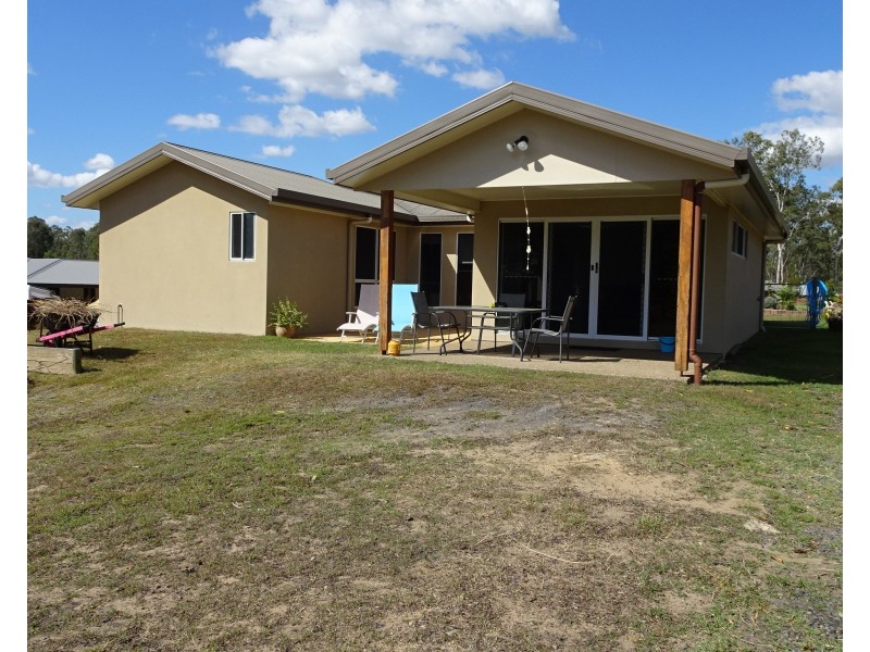 7 STRINGYBARK COURT, Apple Tree Creek QLD 4660