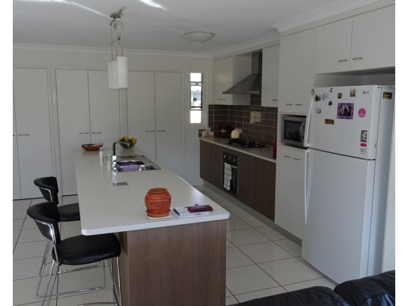 7 STRINGYBARK COURT, Apple Tree Creek QLD 4660