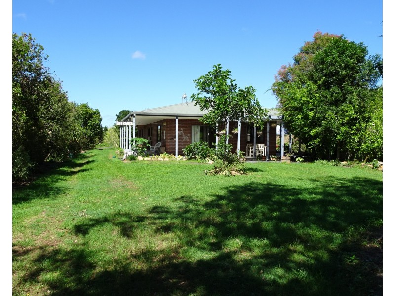 46 HUXLEY ROAD, North Isis QLD 4660