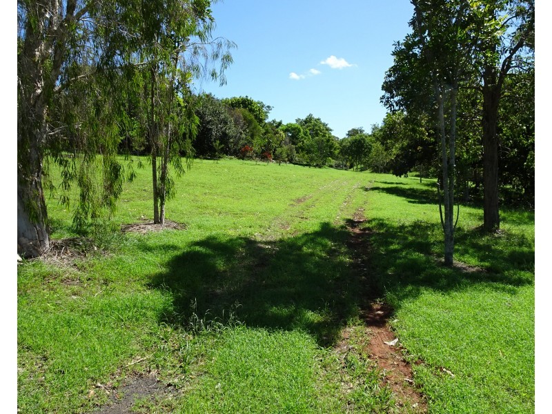 46 HUXLEY ROAD, North Isis QLD 4660