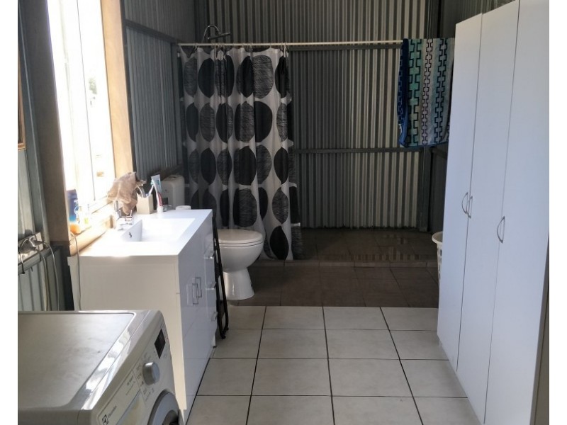 37 GORRIES ROAD, North Isis QLD 4660