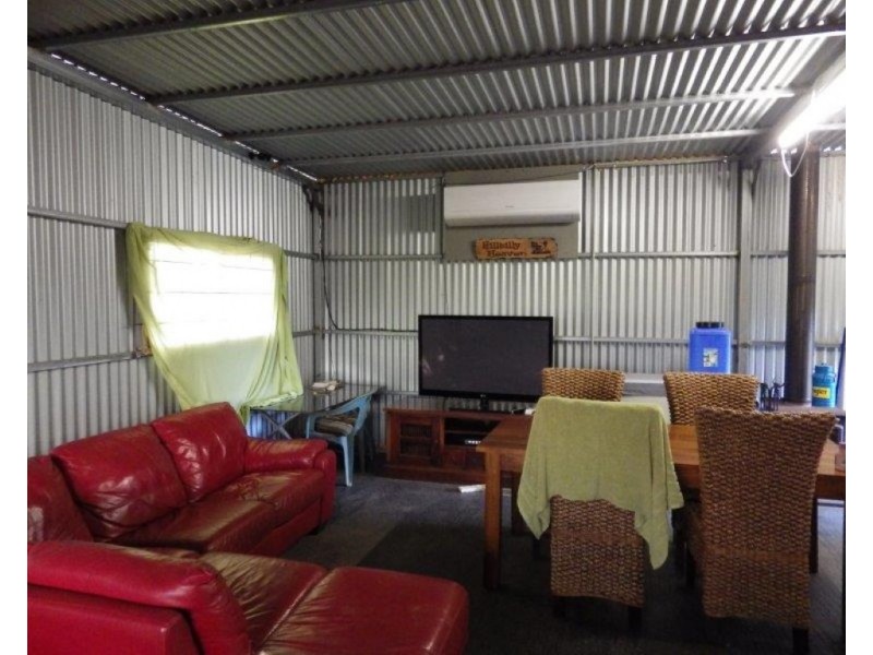37 GORRIES ROAD, North Isis QLD 4660