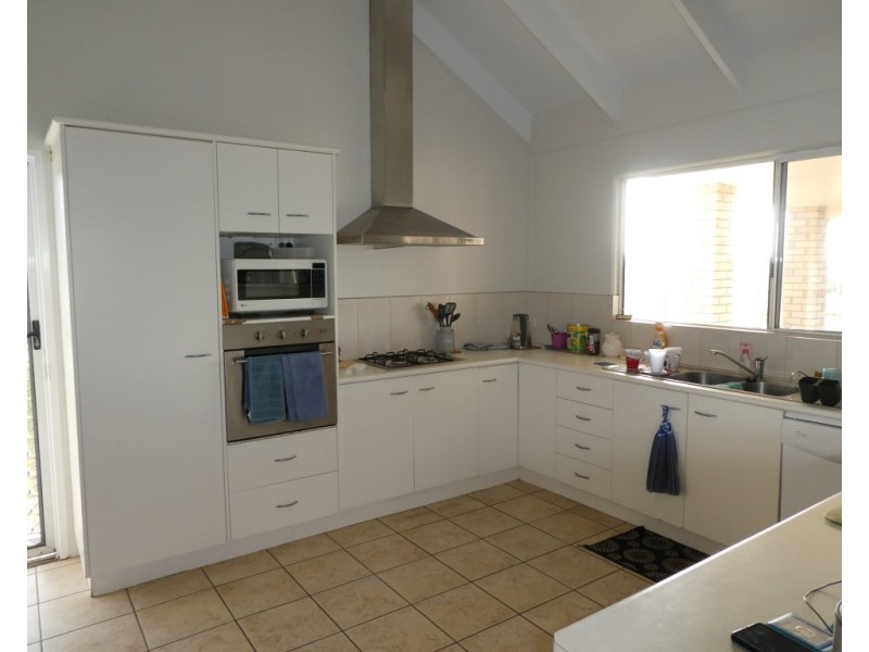 136 Tarrants Road, Calavos QLD 4670