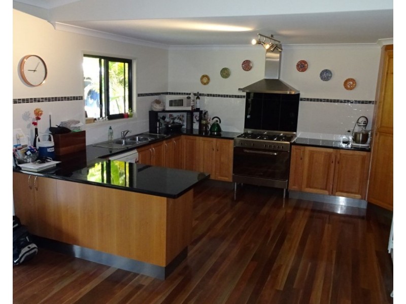 16 MELALEUCA COURT, Redridge QLD 4660