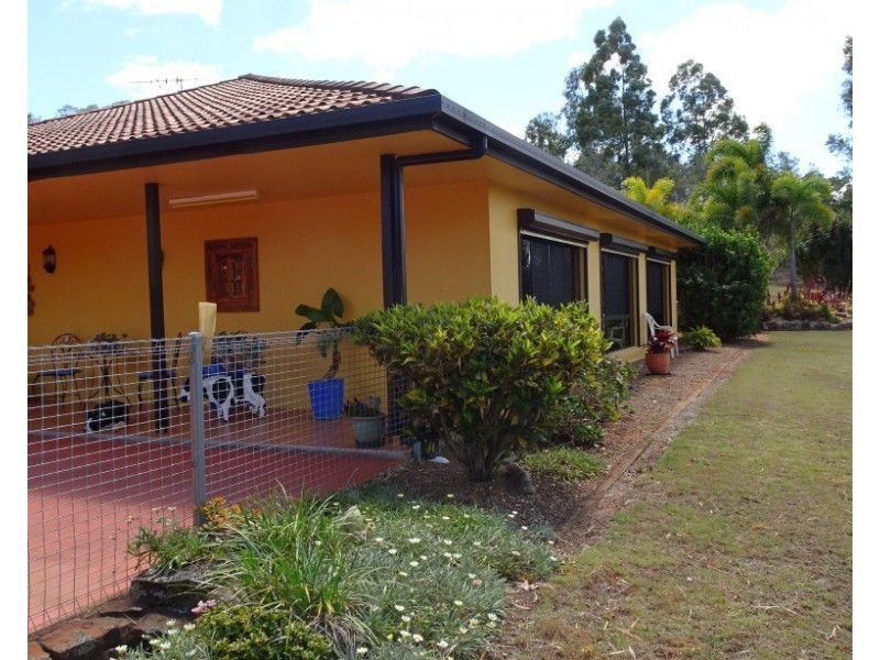 128 RAINBOWS ROAD, South Isis QLD 4660