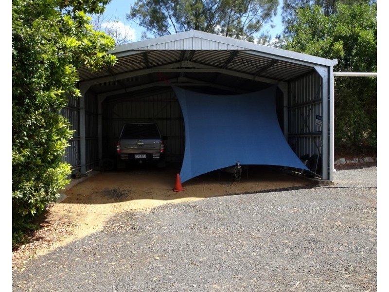 128 RAINBOWS ROAD, South Isis QLD 4660