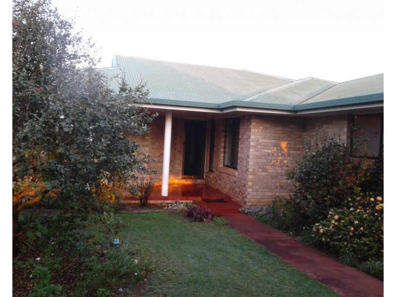 11 GINNS ROAD, Childers QLD 4660