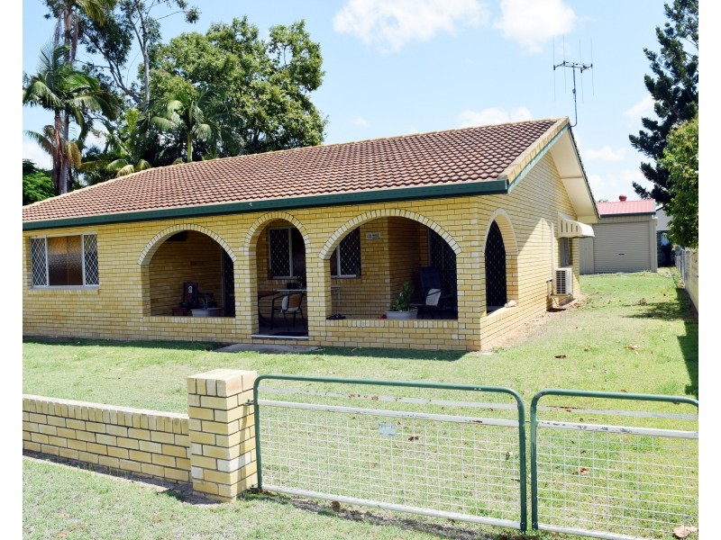 12 Meyer Street, Gayndah QLD 4625