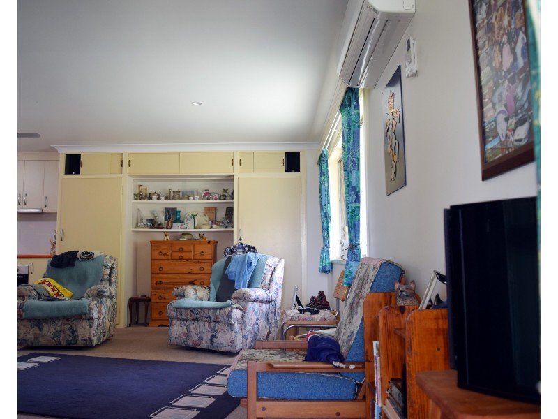 12 Meyer Street, Gayndah QLD 4625