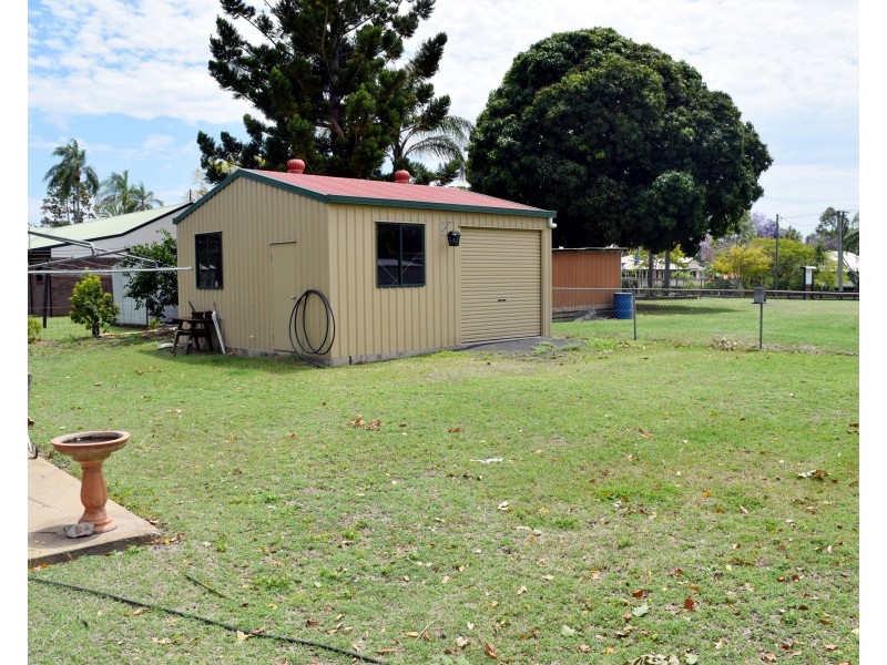 12 Meyer Street, Gayndah QLD 4625