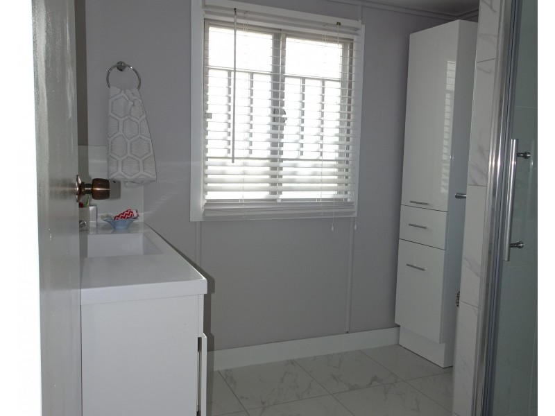 192 Station Road, Horton QLD 4660