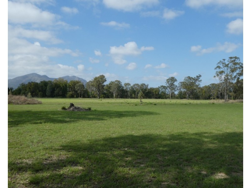 59 Airstrip Road, Biggenden QLD 4621