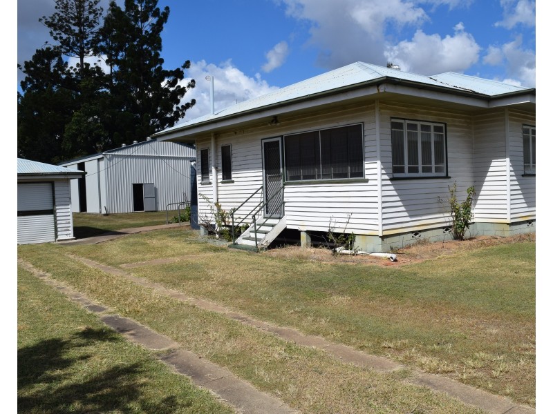 15-17 Spencer Street, Gayndah QLD 4625