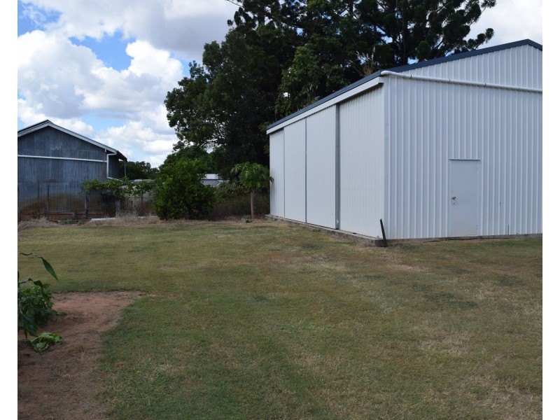 15-17 Spencer Street, Gayndah QLD 4625