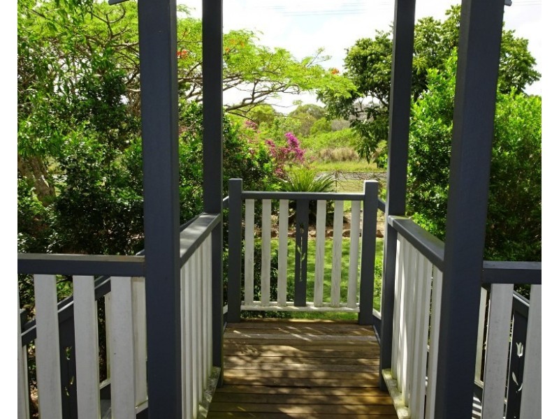 86 Redridge Crescent, Redridge QLD 4660