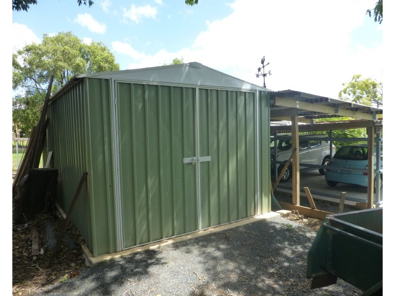 34 George Street, Biggenden QLD 4621