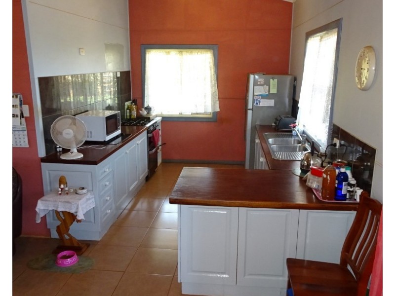 28941 BRUCE HIGHWAY, Childers QLD 4660