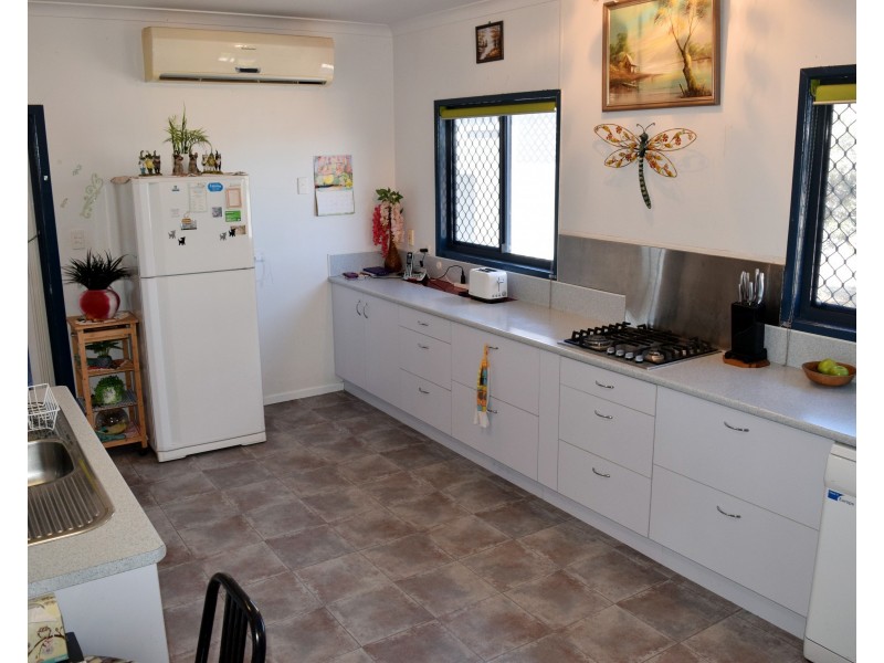 37 Boyd Road, Gayndah QLD 4625